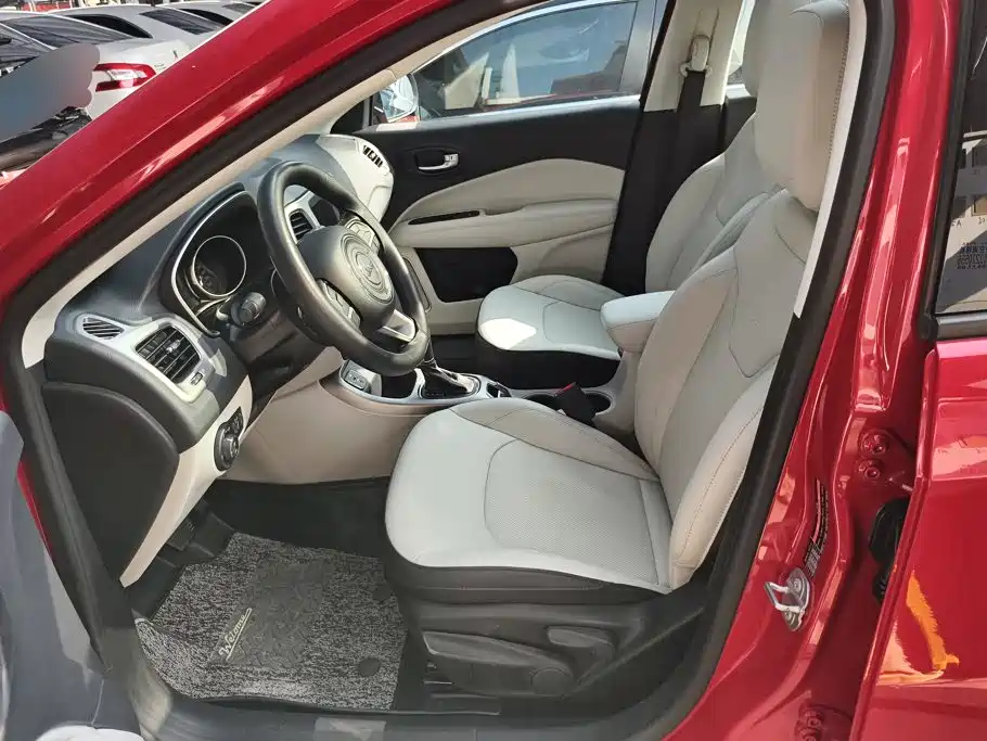 Jeep Compass — миниатюра 9