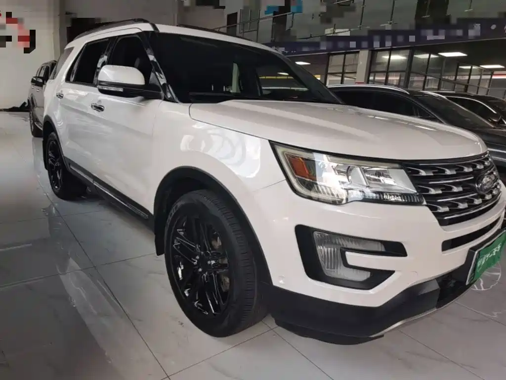 Ford Explorer (Import) — миниатюра 4
