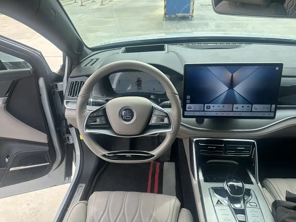 BYD Tang New Energy — миниатюра 6