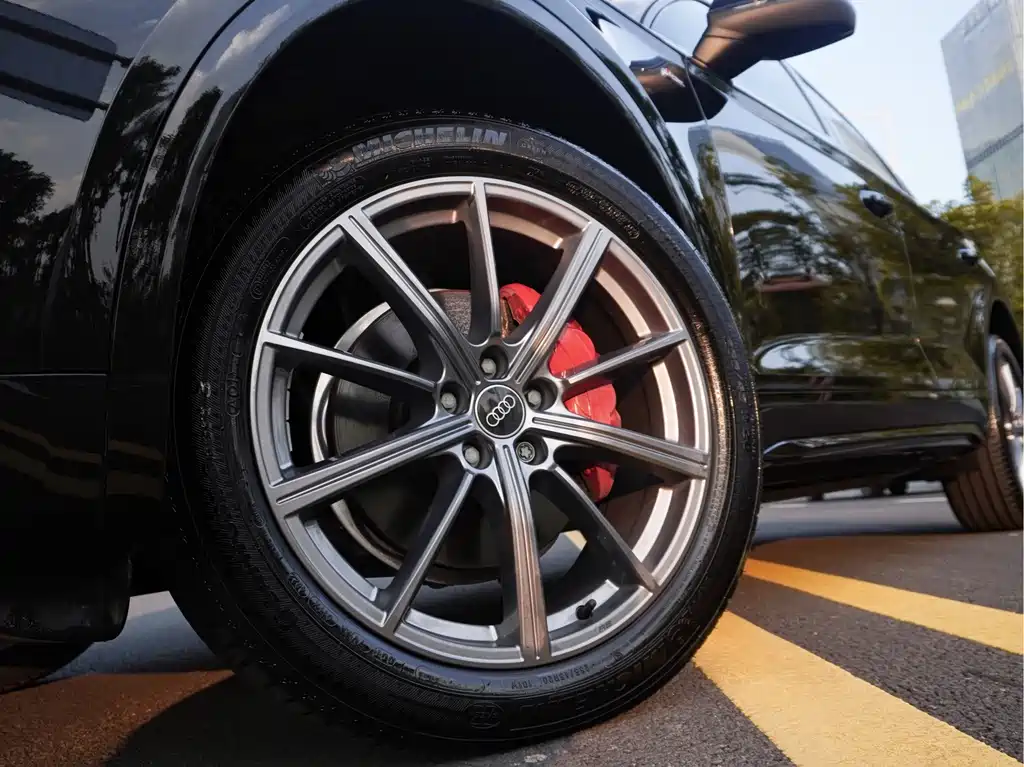 Audi Q5L — миниатюра 4