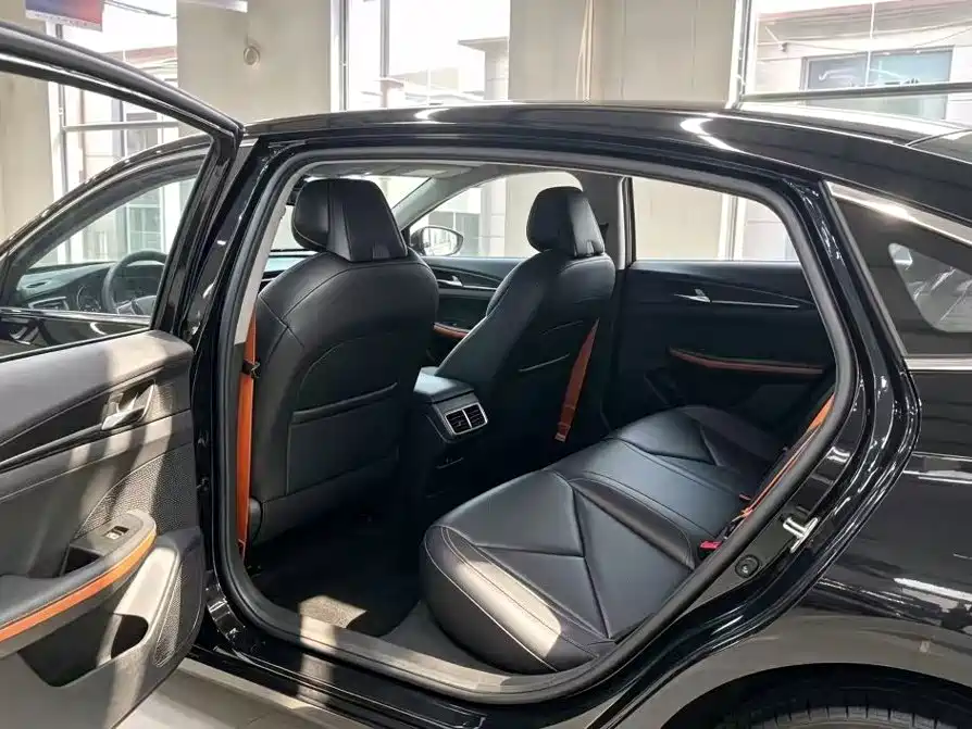 Changan UNI-V — миниатюра 5