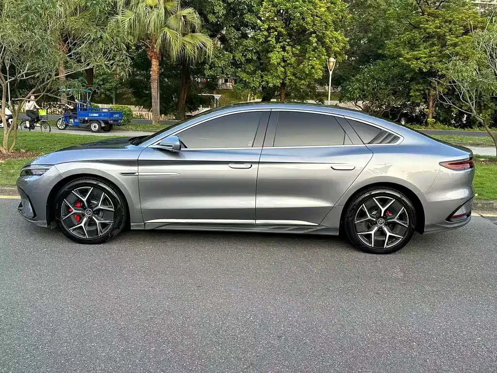 BYD Han — миниатюра 4