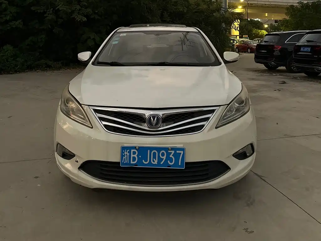 Changan Eado — миниатюра 17