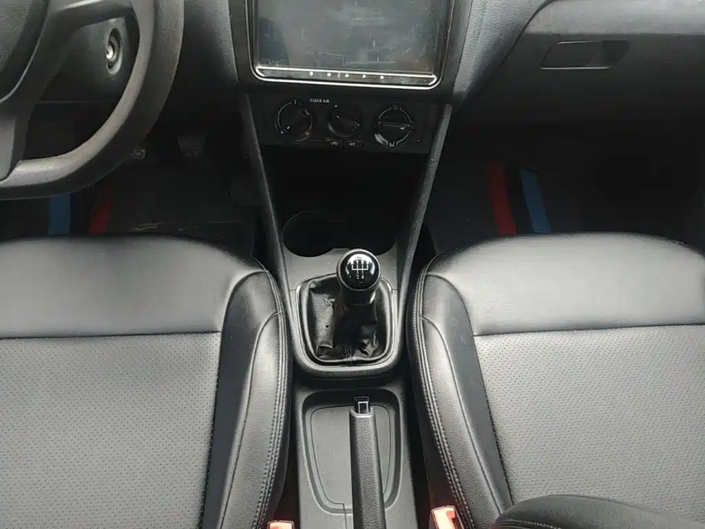 Volkswagen Polo — миниатюра 14