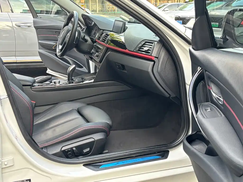 BMW 3 Series (Import) — миниатюра 12
