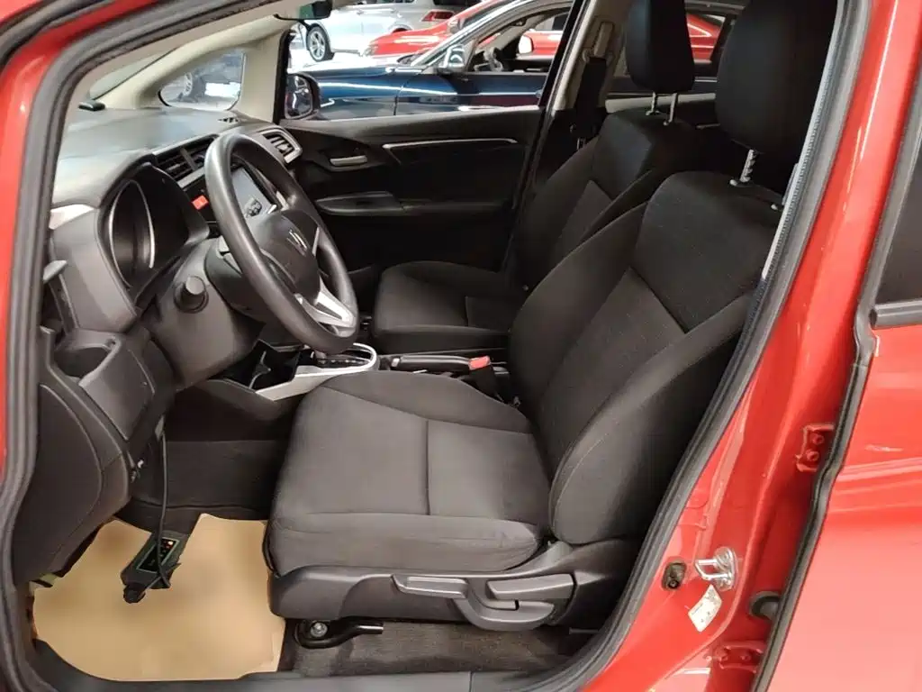 Honda Fit — миниатюра 15