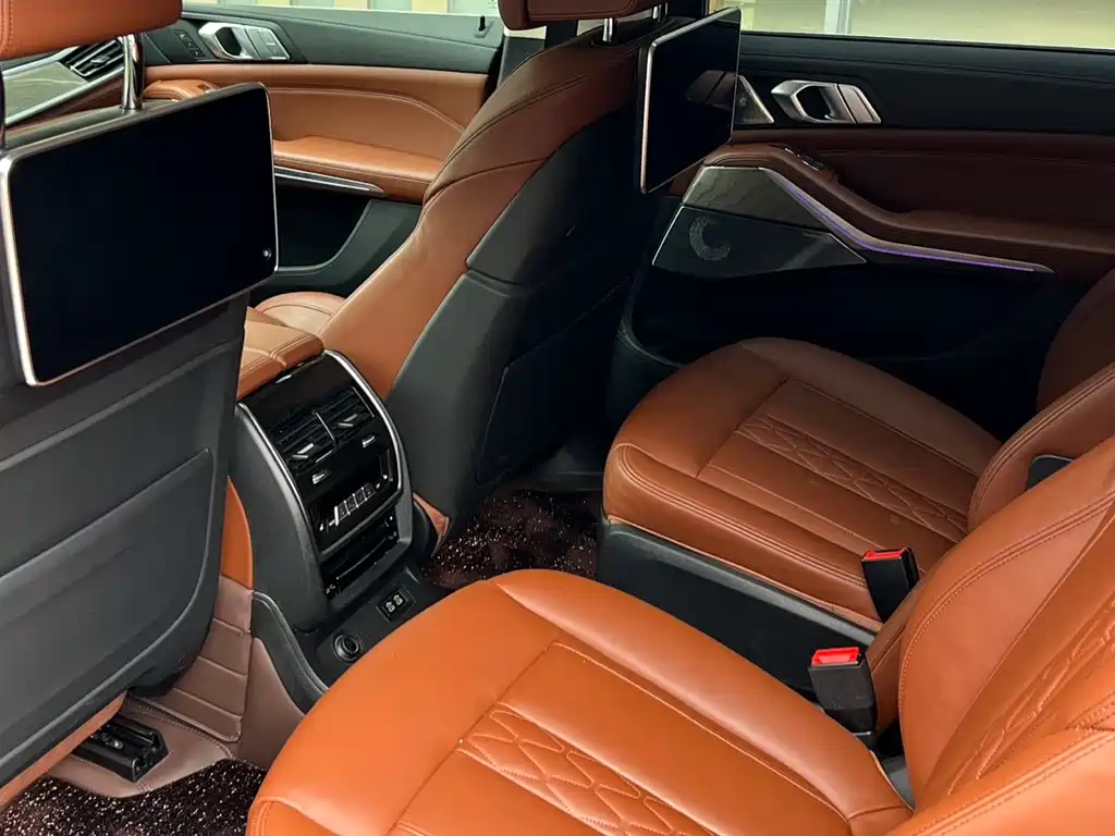BMW X7 2021 xDrive40i Executive M Sport
