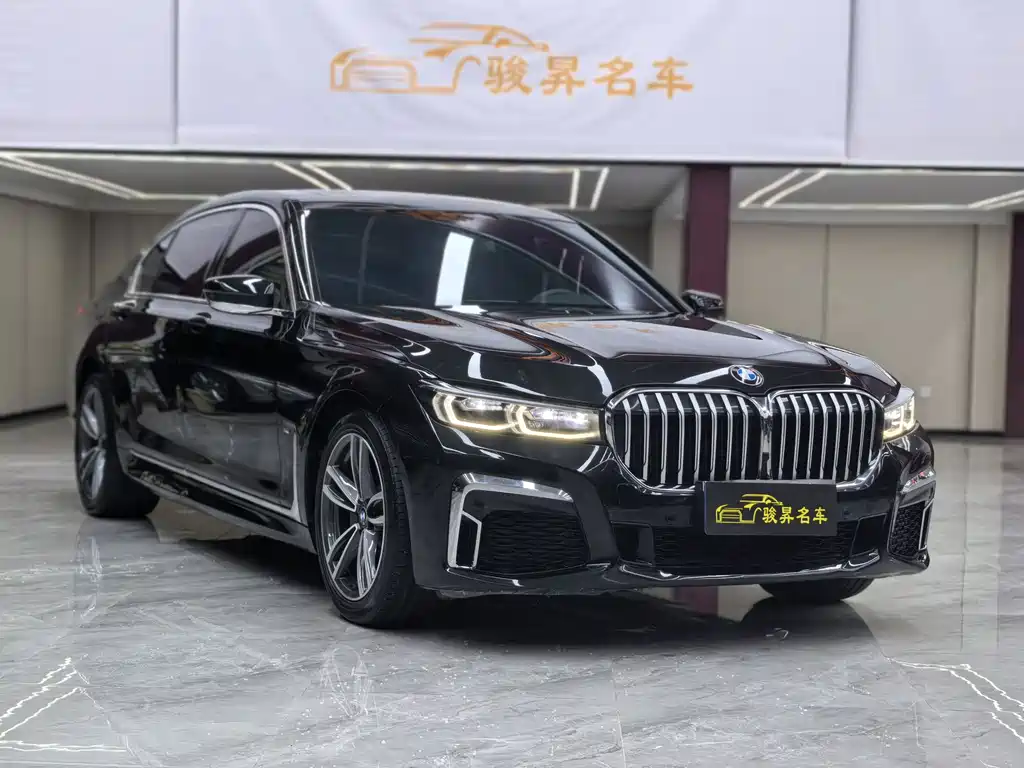 BMW 7 Series — миниатюра 3