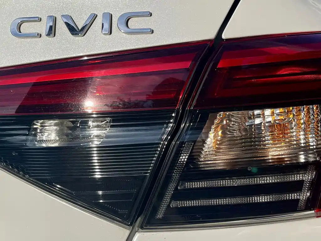Honda Civic — миниатюра 20
