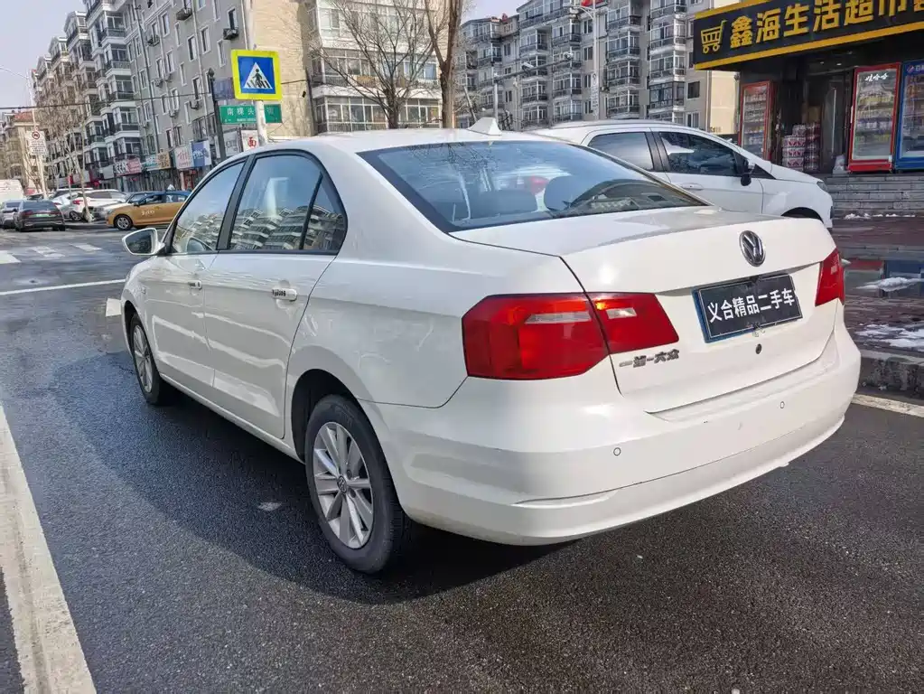Volkswagen Jetta 1.6L Manual Comfort Type, фото 6