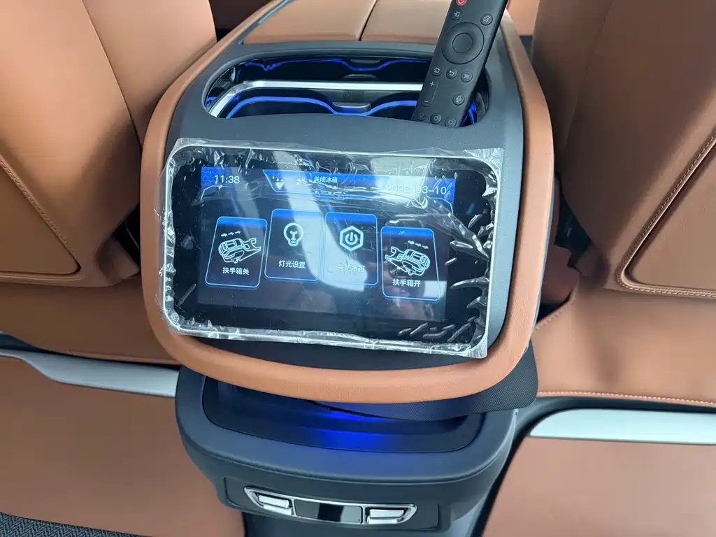 Yasheng Auto VITO 2025 2.0T
