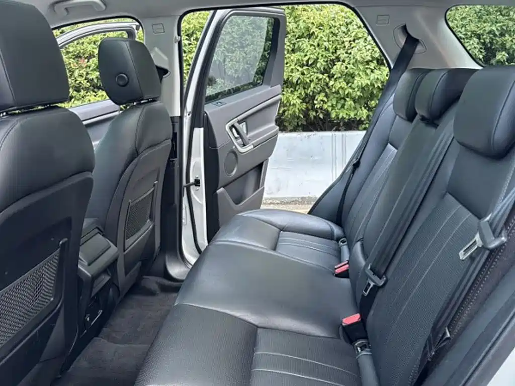 Land Rover Discovery Sport — миниатюра 3