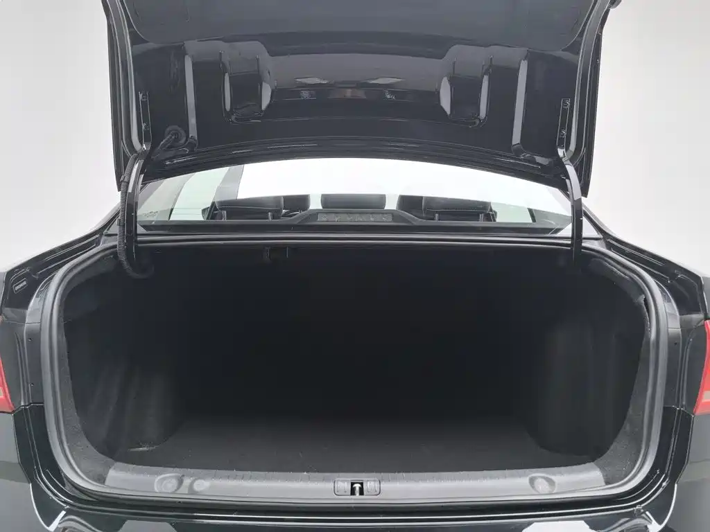 Volkswagen Lavida — миниатюра 16