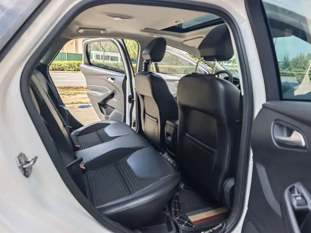 Ford Focus — миниатюра 13