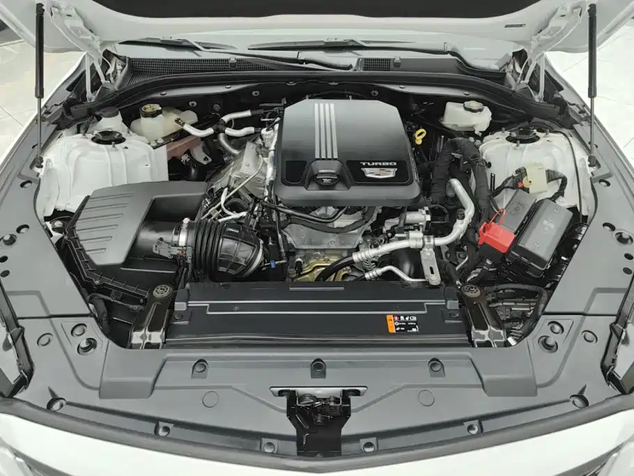 Cadillac CT5 — миниатюра 10