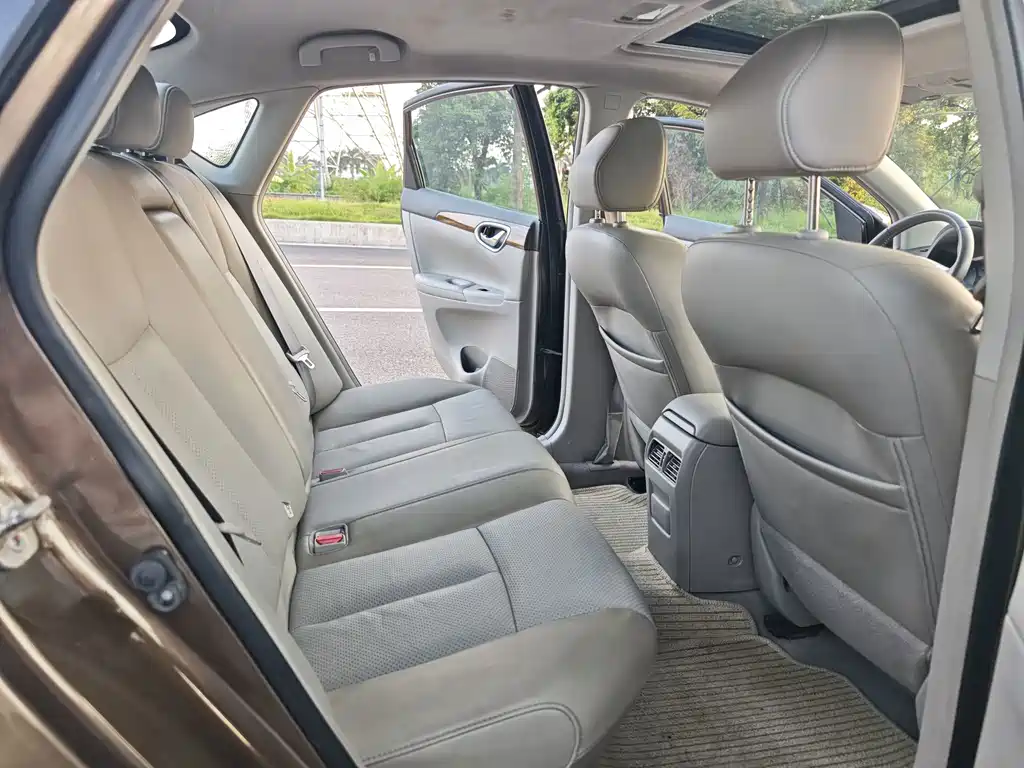 Nissan Sylphy — миниатюра 9