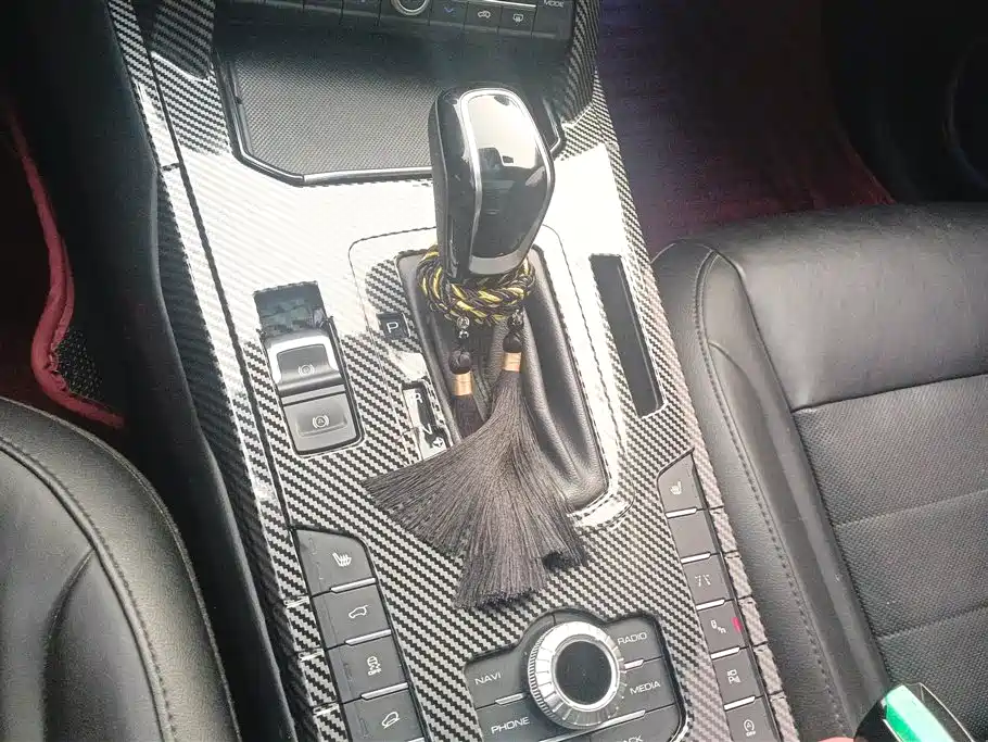 WEI PAI WEI BRAND VV7