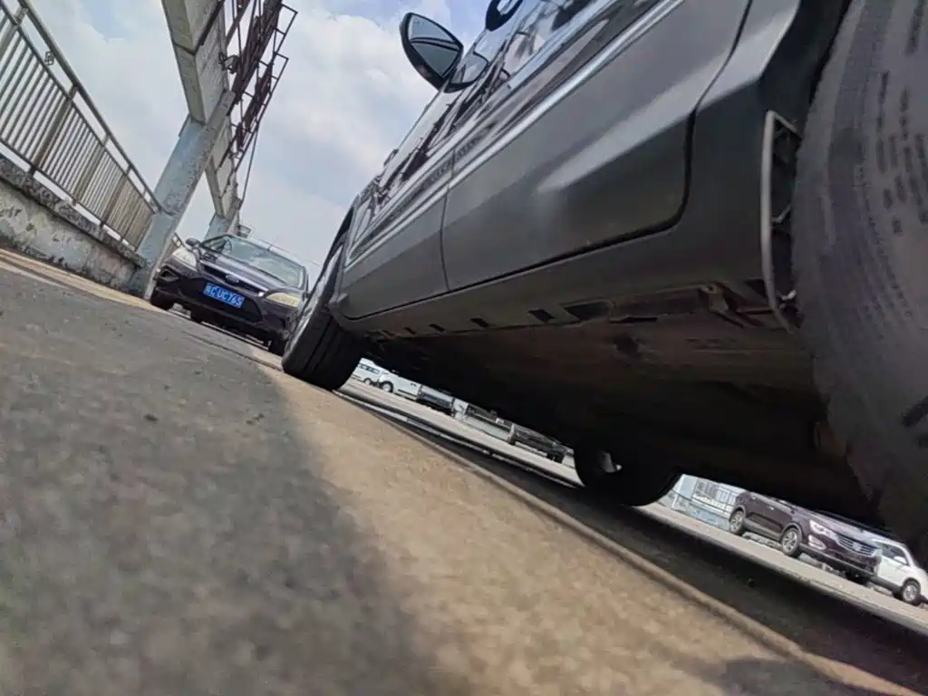 Ford Kuga — миниатюра 21