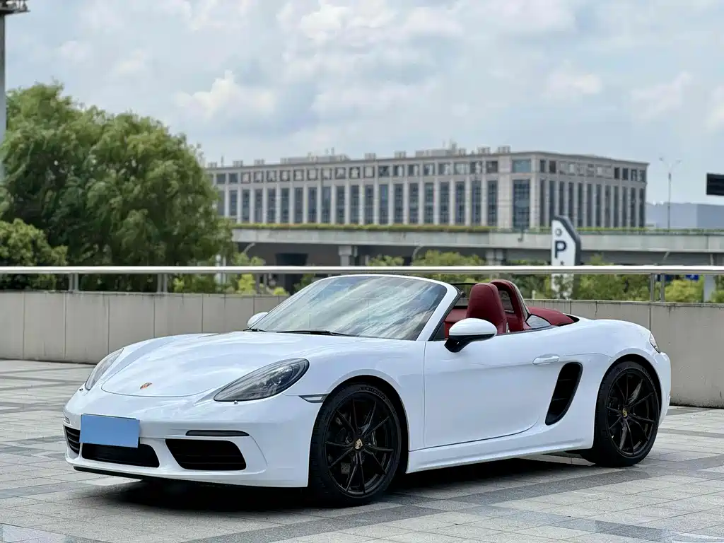 PORSCHE  718