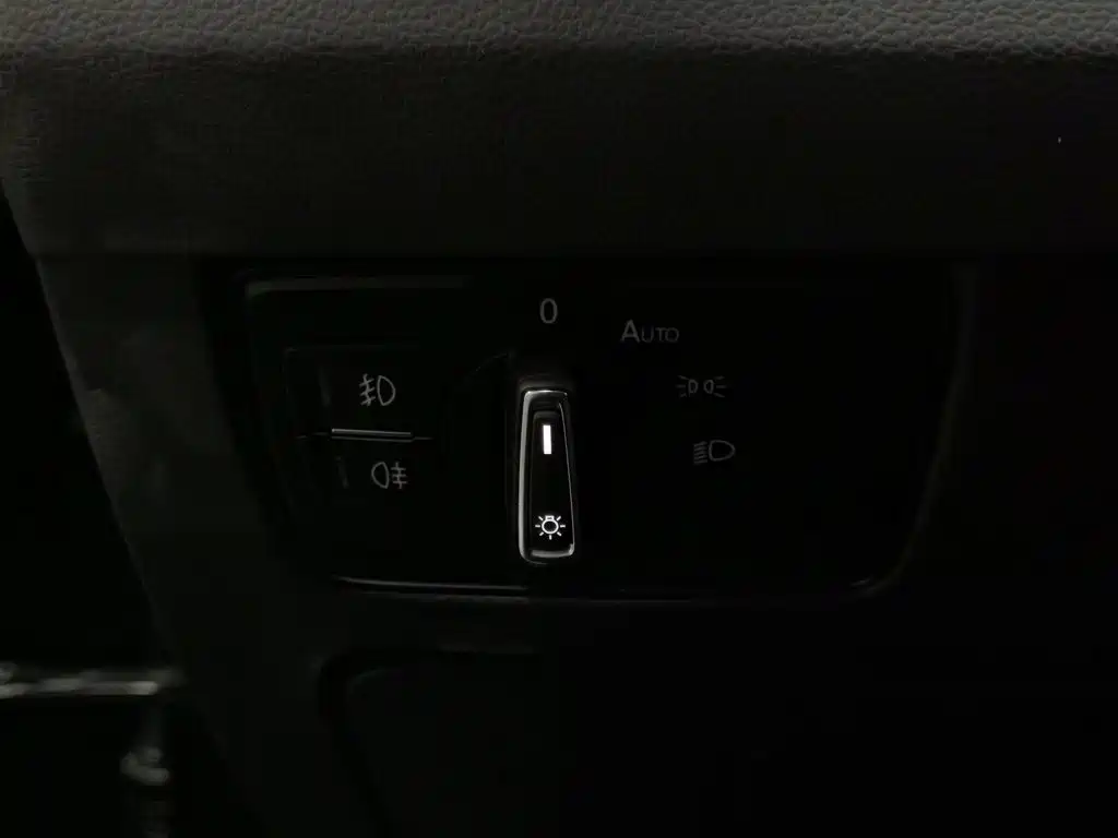 Volkswagen Magotan — миниатюра 21