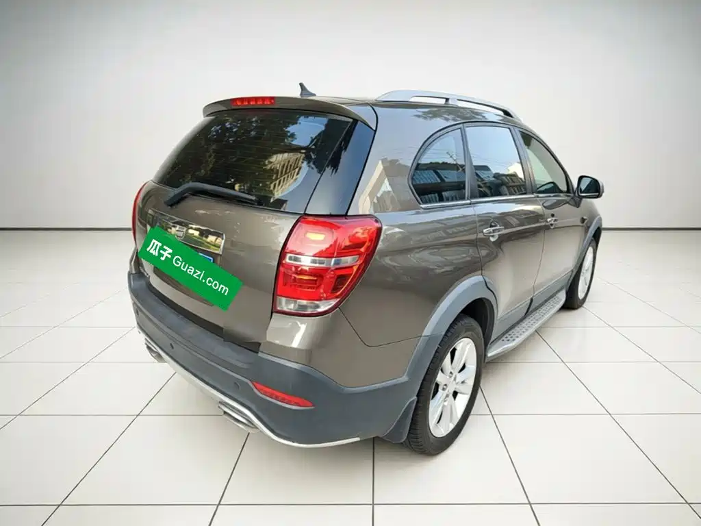 Chevrolet Captiva — миниатюра 6