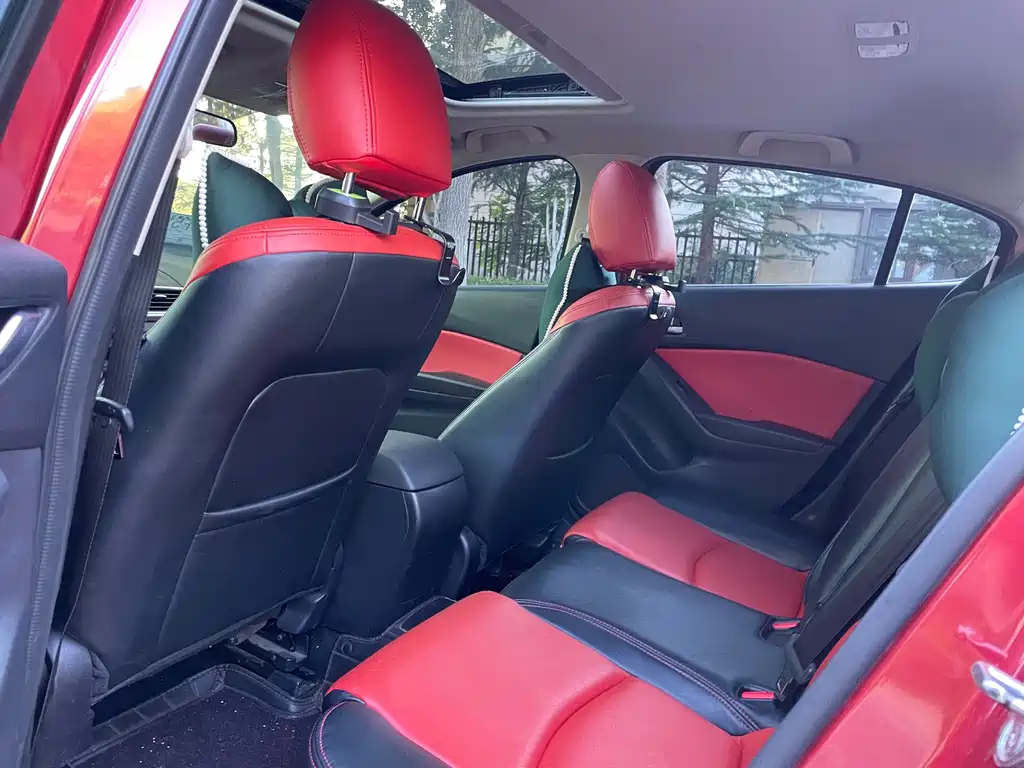 Mazda 3 Axela — миниатюра 8