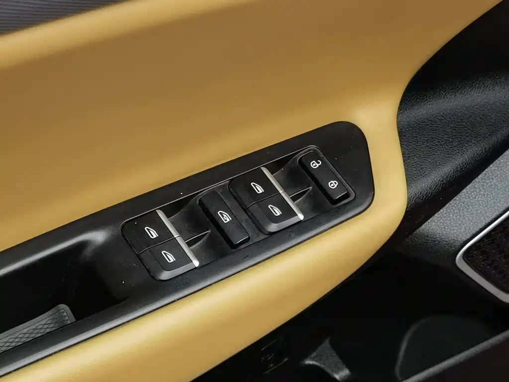 Geely Emgrand GL — миниатюра 9