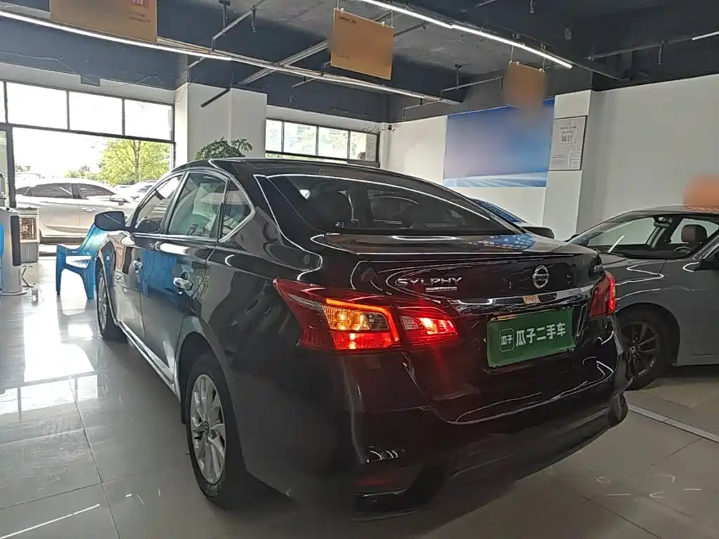 Nissan Sylphy — миниатюра 5