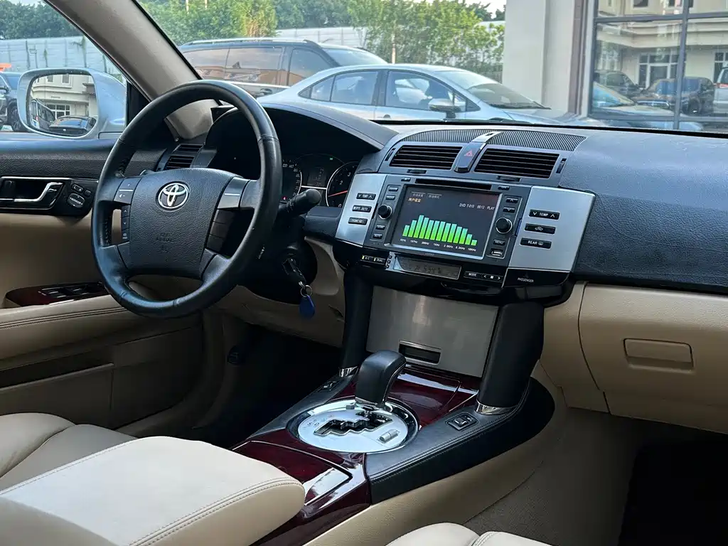 Toyota Reiz — миниатюра 6