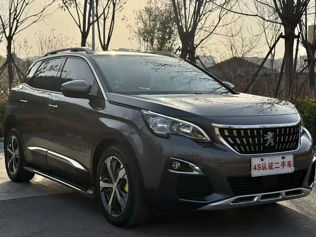 PEUGEOT 4008
