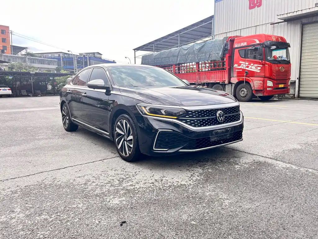 Volkswagen Passat 2021