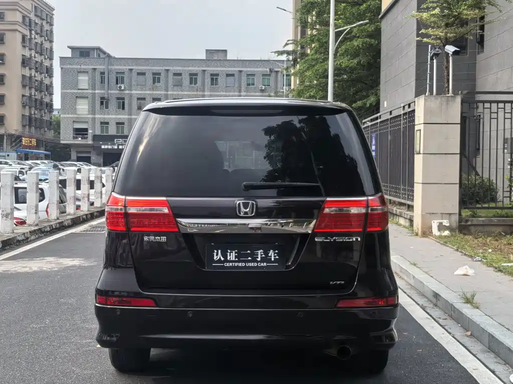 Honda Elysion — миниатюра 16