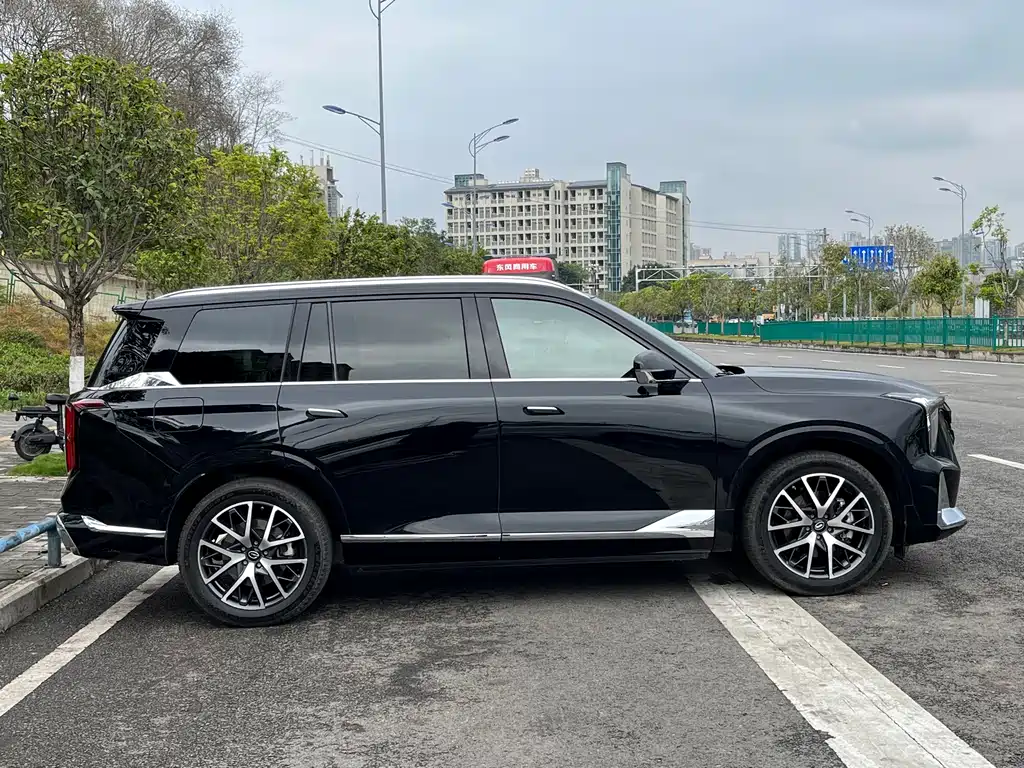 GAC TRUMPCHI GS8