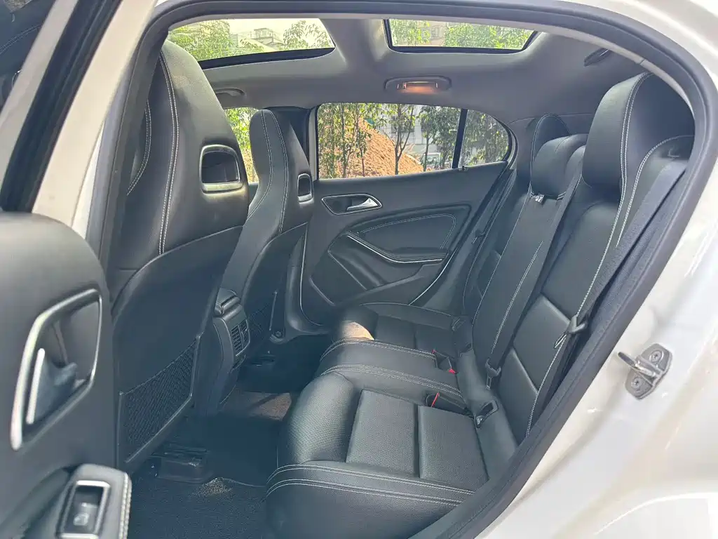 Mercedes-Benz GLA 2019 GLA 200