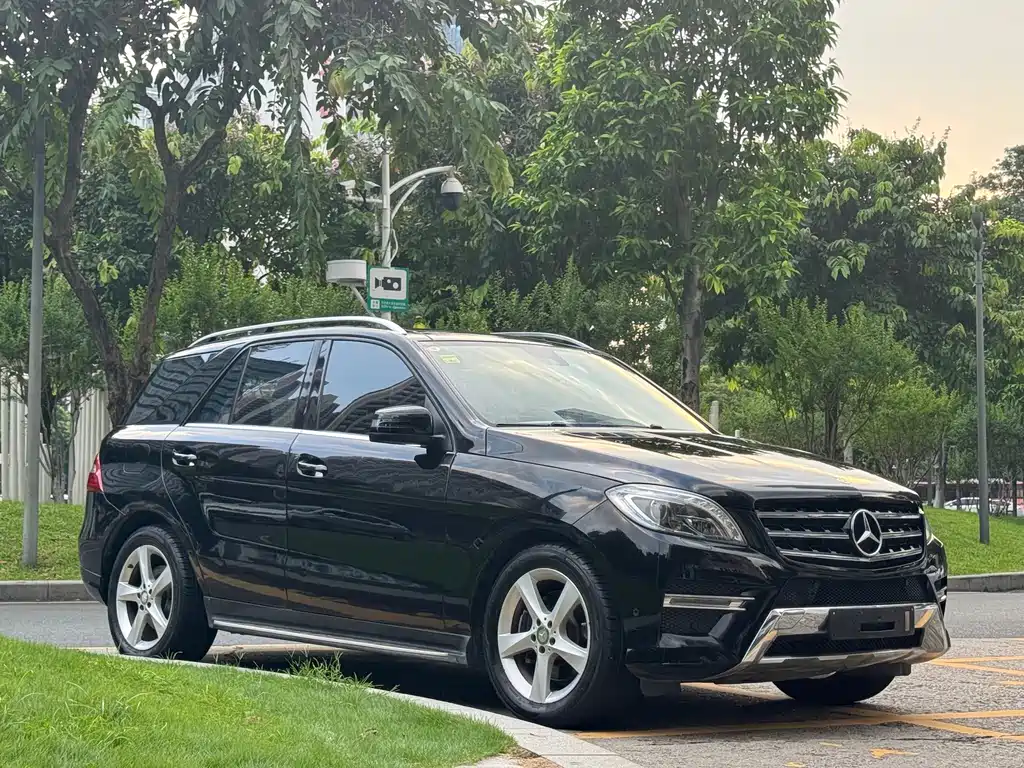 Mercedes-Benz M-Class — миниатюра 3