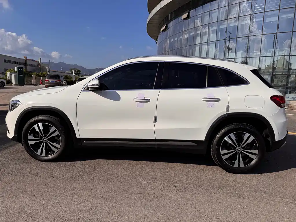 Mercedes-Benz GLA — миниатюра 29