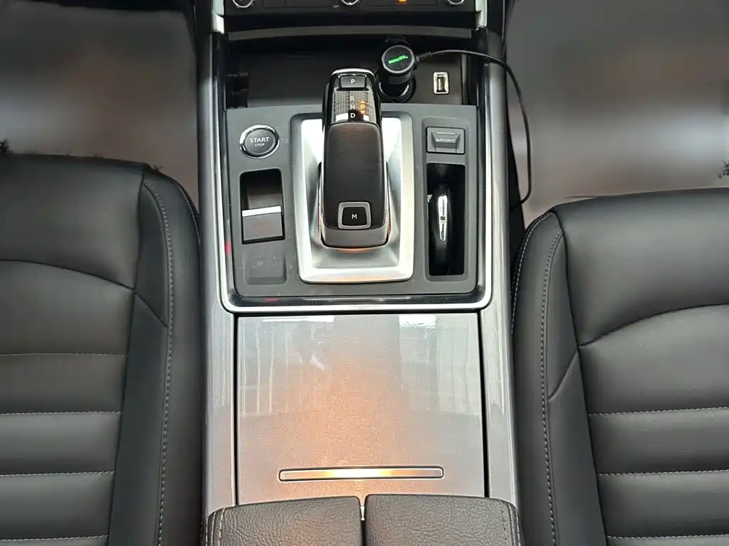 Citroen C6 — миниатюра 7