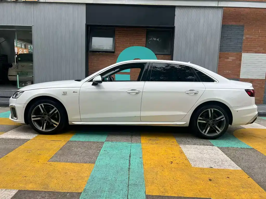 Audi A4L — миниатюра 3