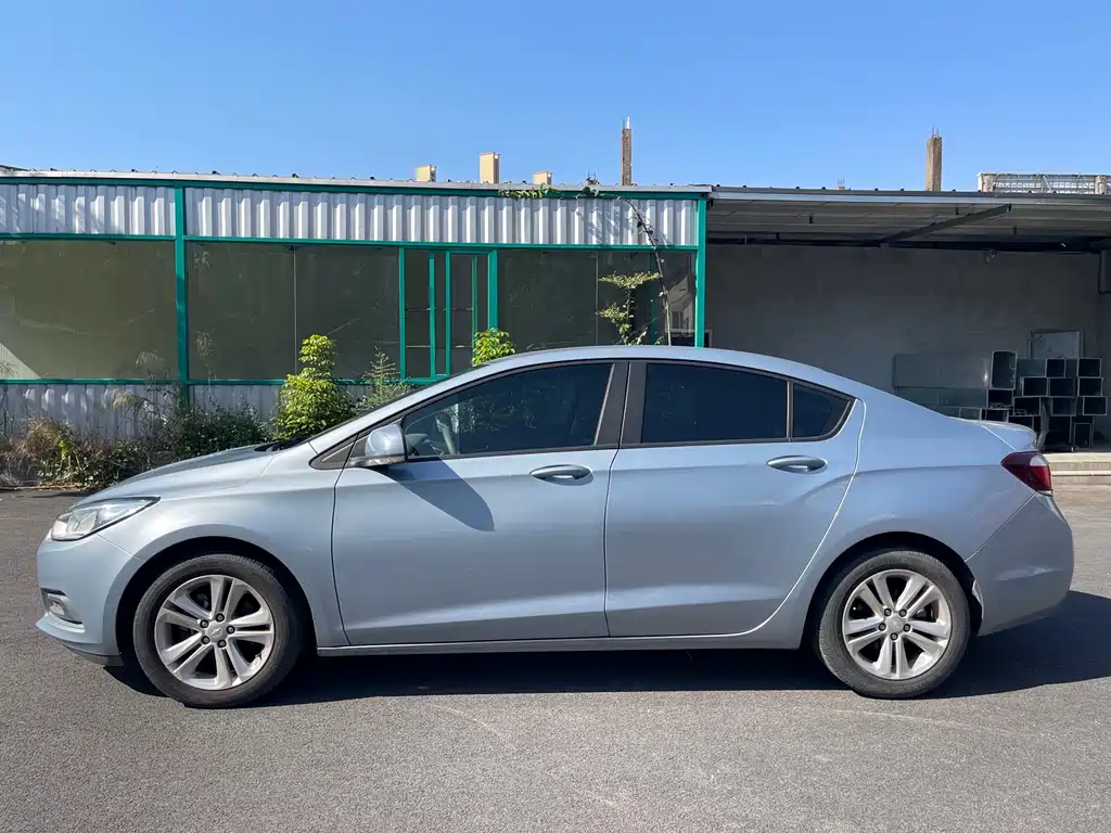 Chevrolet Cruze 2015 1.5L AT Fashion