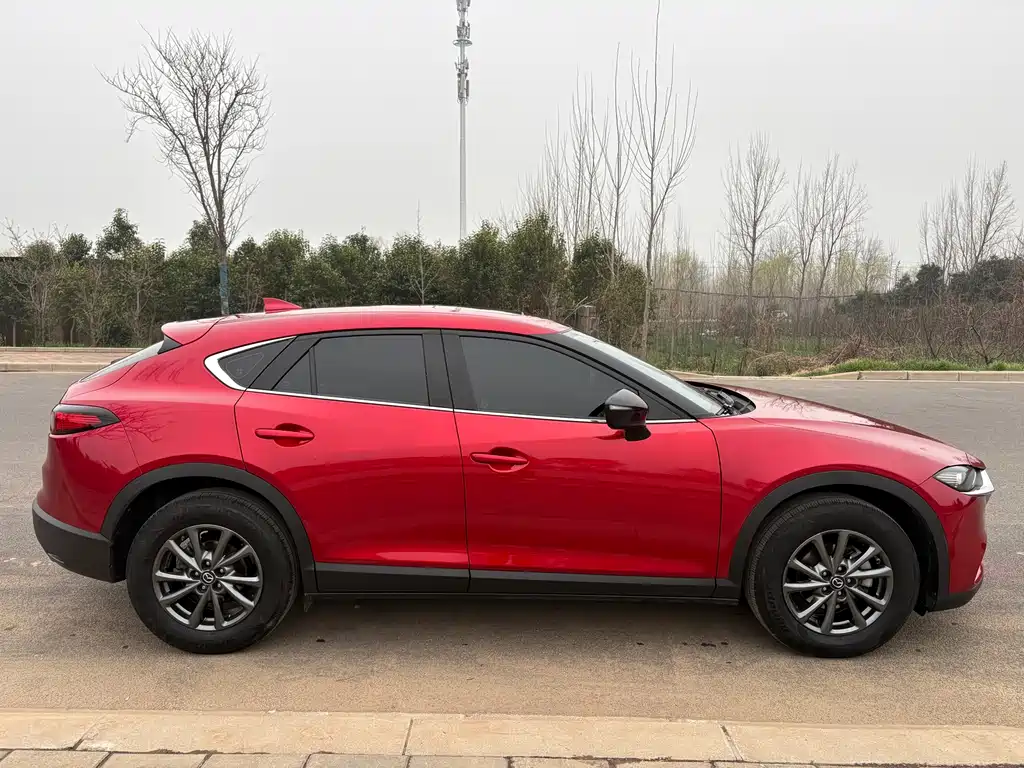 MAZDA CX 4