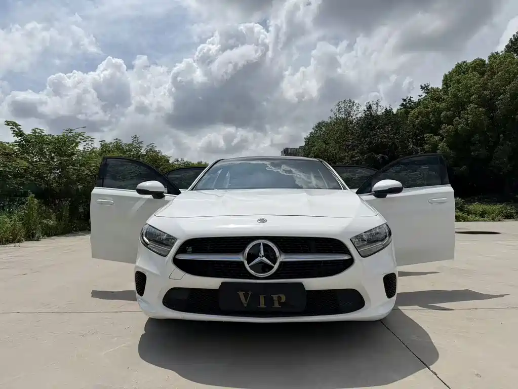 Mercedes-Benz A-Class — миниатюра 2