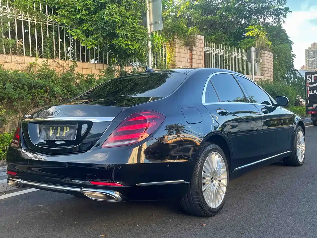 Mercedes-Benz S-Class — миниатюра 7