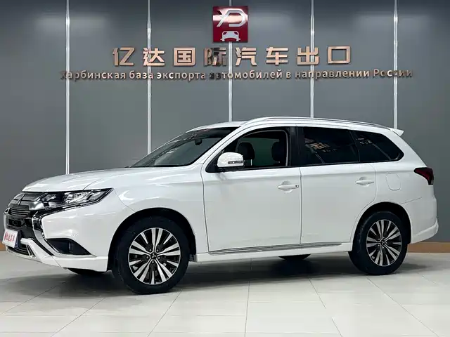 mitsubishi outlander