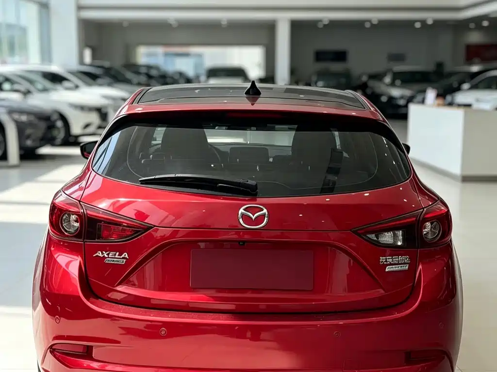 Mazda 3 Axela — миниатюра 12