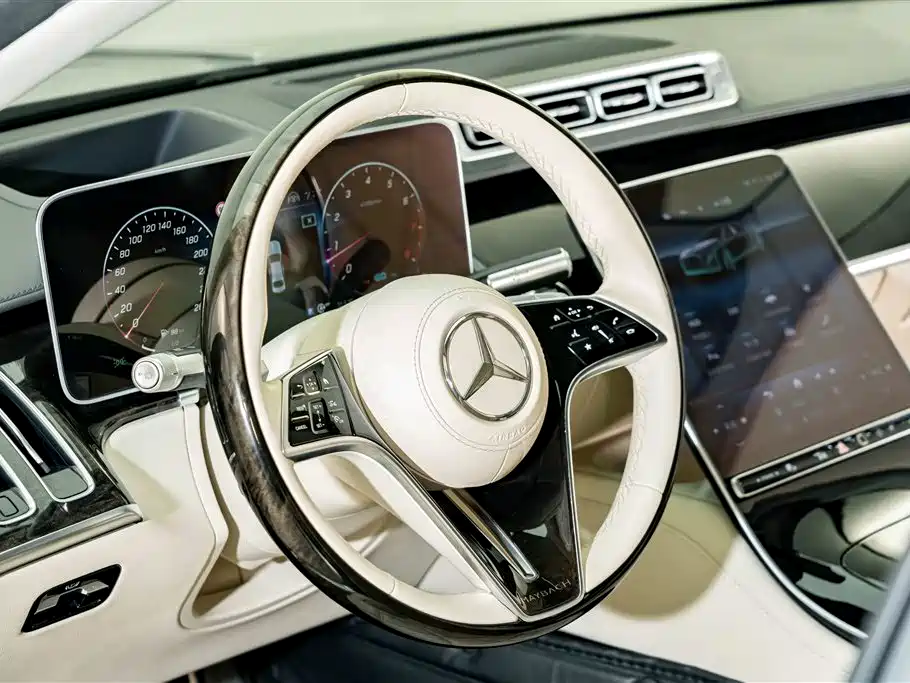 Mercedes-Benz S-Class — миниатюра 12