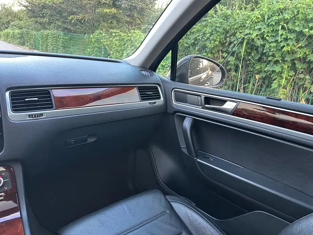 Volkswagen Touareg — миниатюра 29