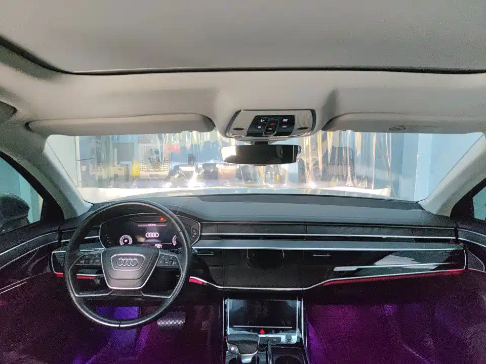 Audi A8 — миниатюра 5
