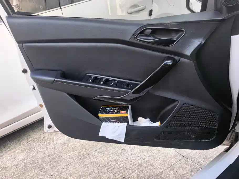 Baojun 310 — миниатюра 7