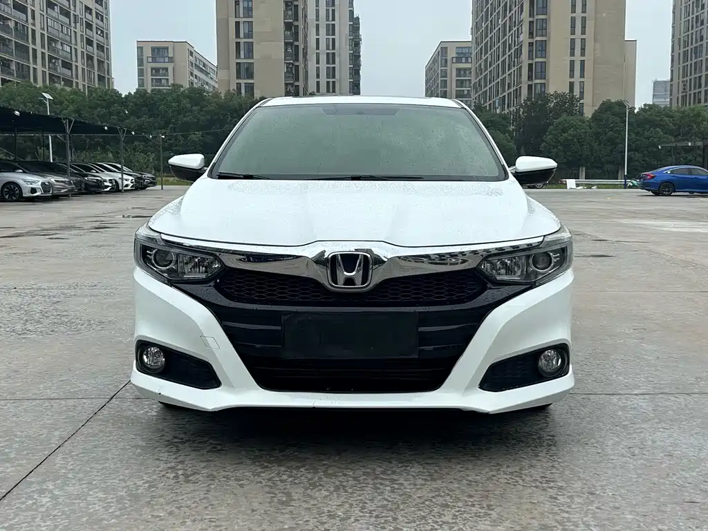 Honda Crider 2019 180Turbo CVT Luxury VI