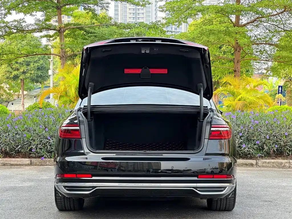 Audi A8 — фотографии объявления, Фото 31